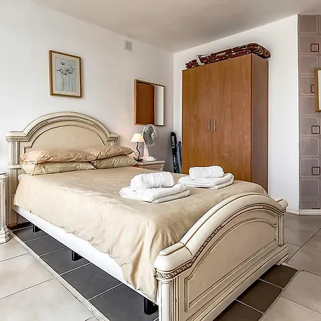 Apartman La Pinta 3crb9 *